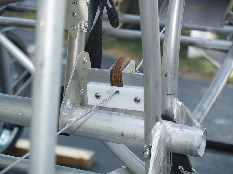 0789.jpg - Rudder pulley.